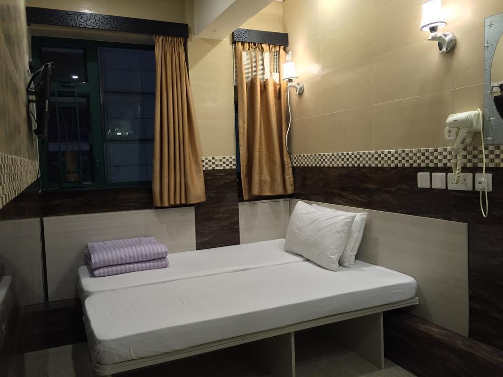 Hk Peaceful Guesthouse Kowloon  Exterior photo