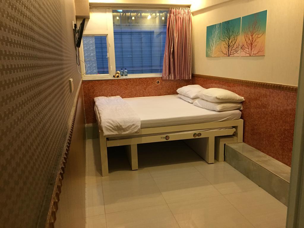 Hk Peaceful Guesthouse Kowloon  Exterior photo